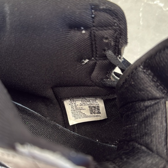 Nike Jordan 1 Retro Shadow 2.0 - Picture 5 of 5